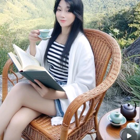 小燕子累了想休息了🕊️