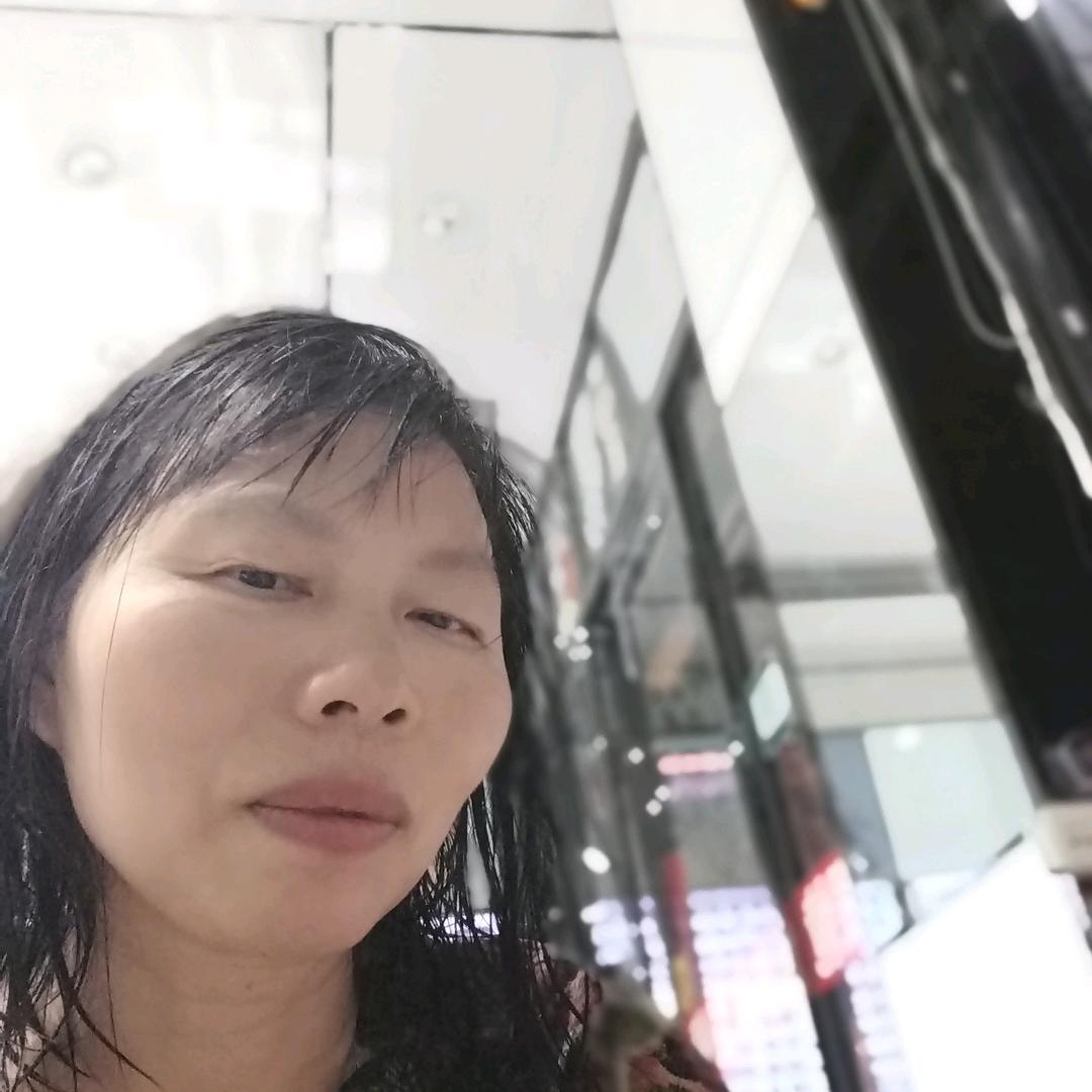 微笑嫣然