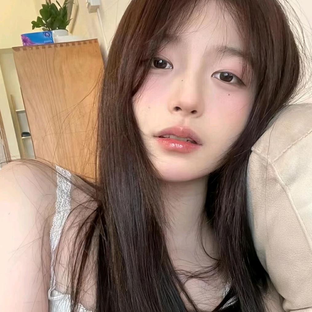 玲.