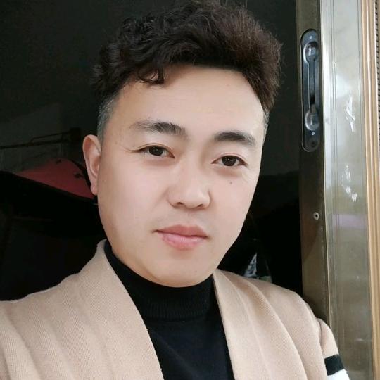 龙腾四海