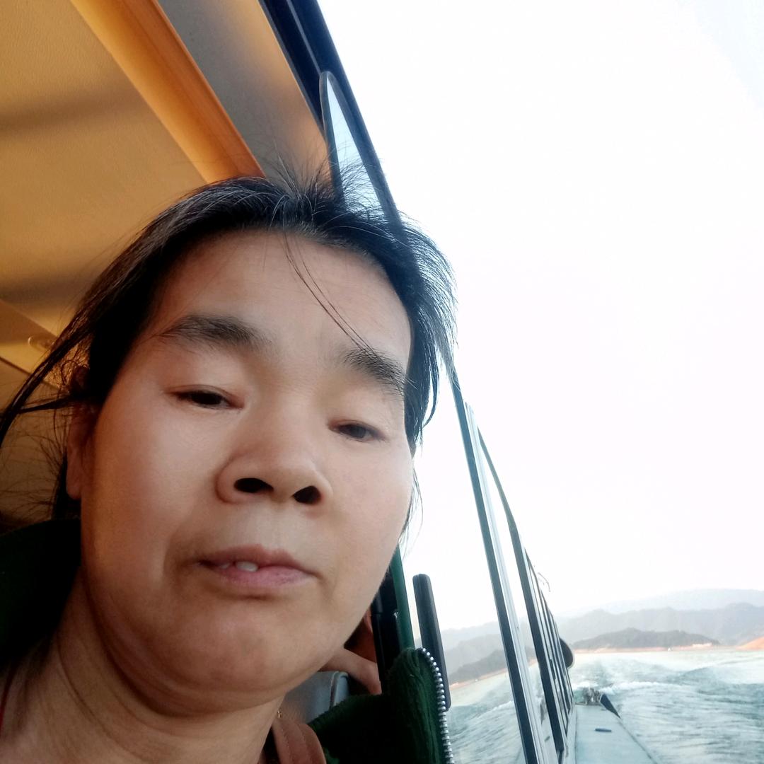 唐江英