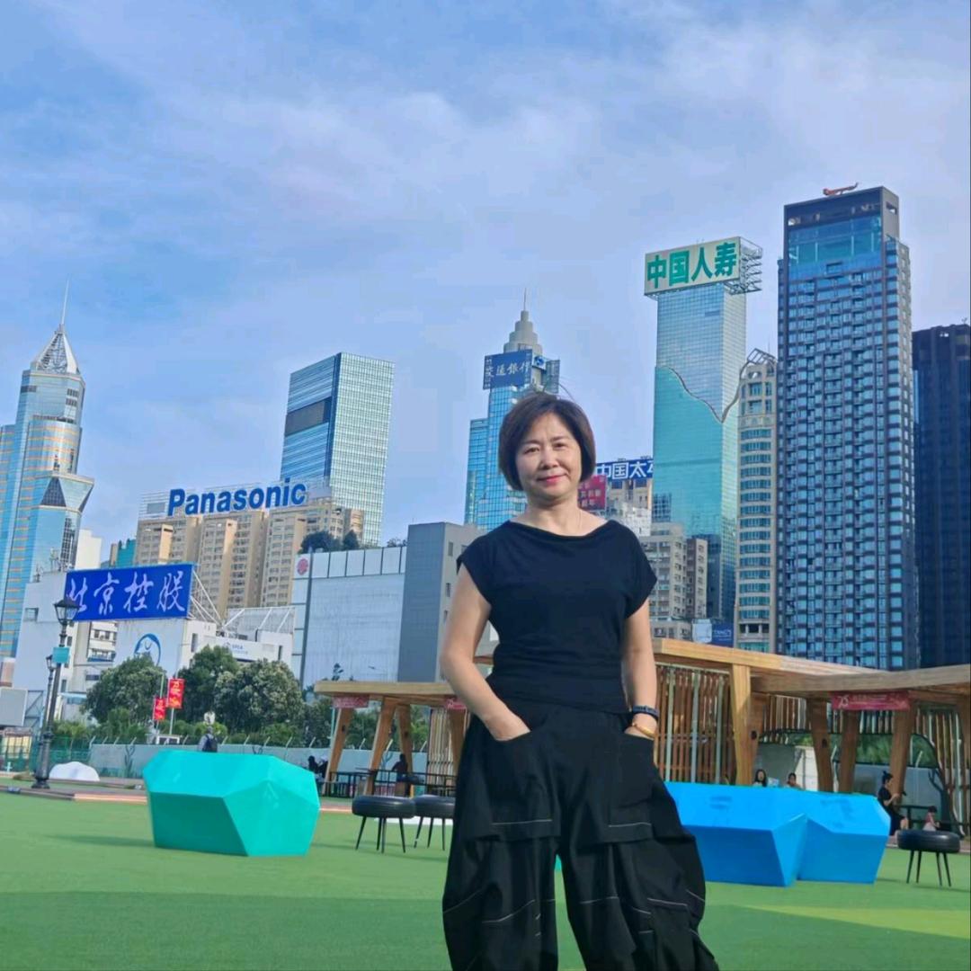 深圳窗帘找 董姐