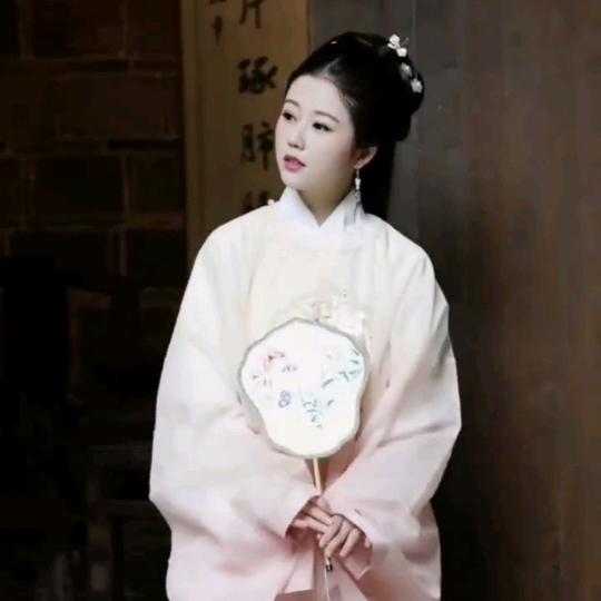 @粮食  丫头《宇泽粮贸》