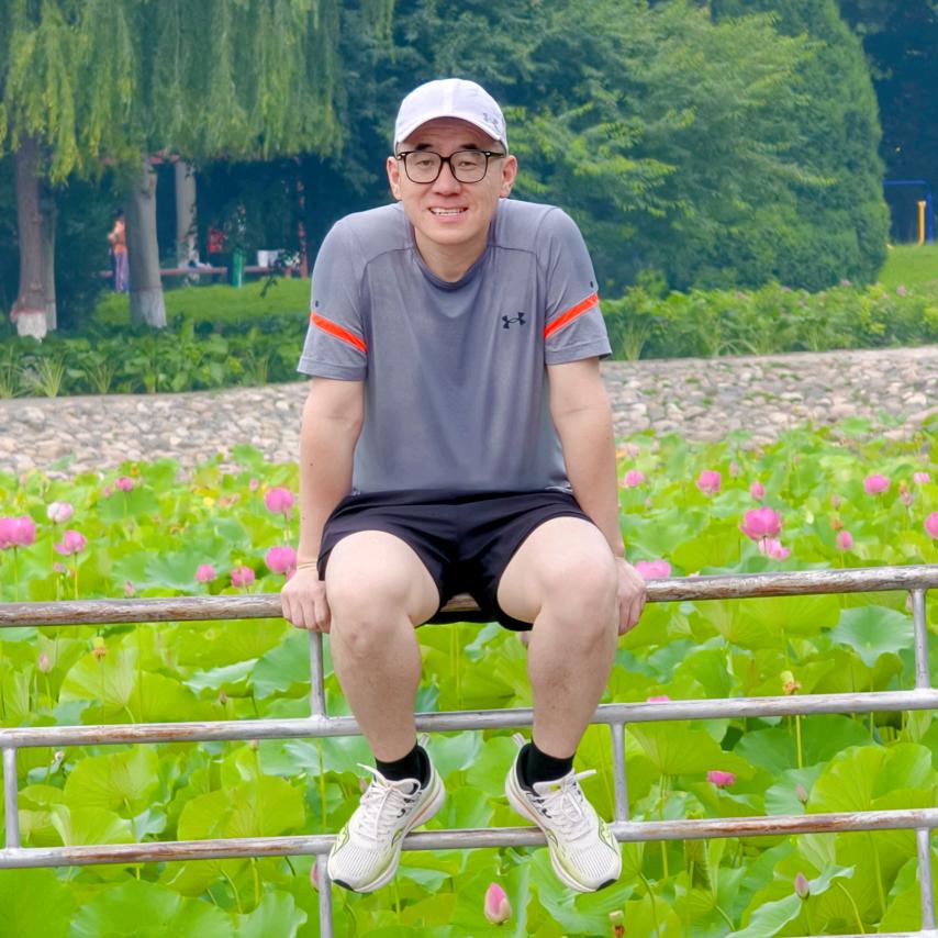 跑步的旭哥