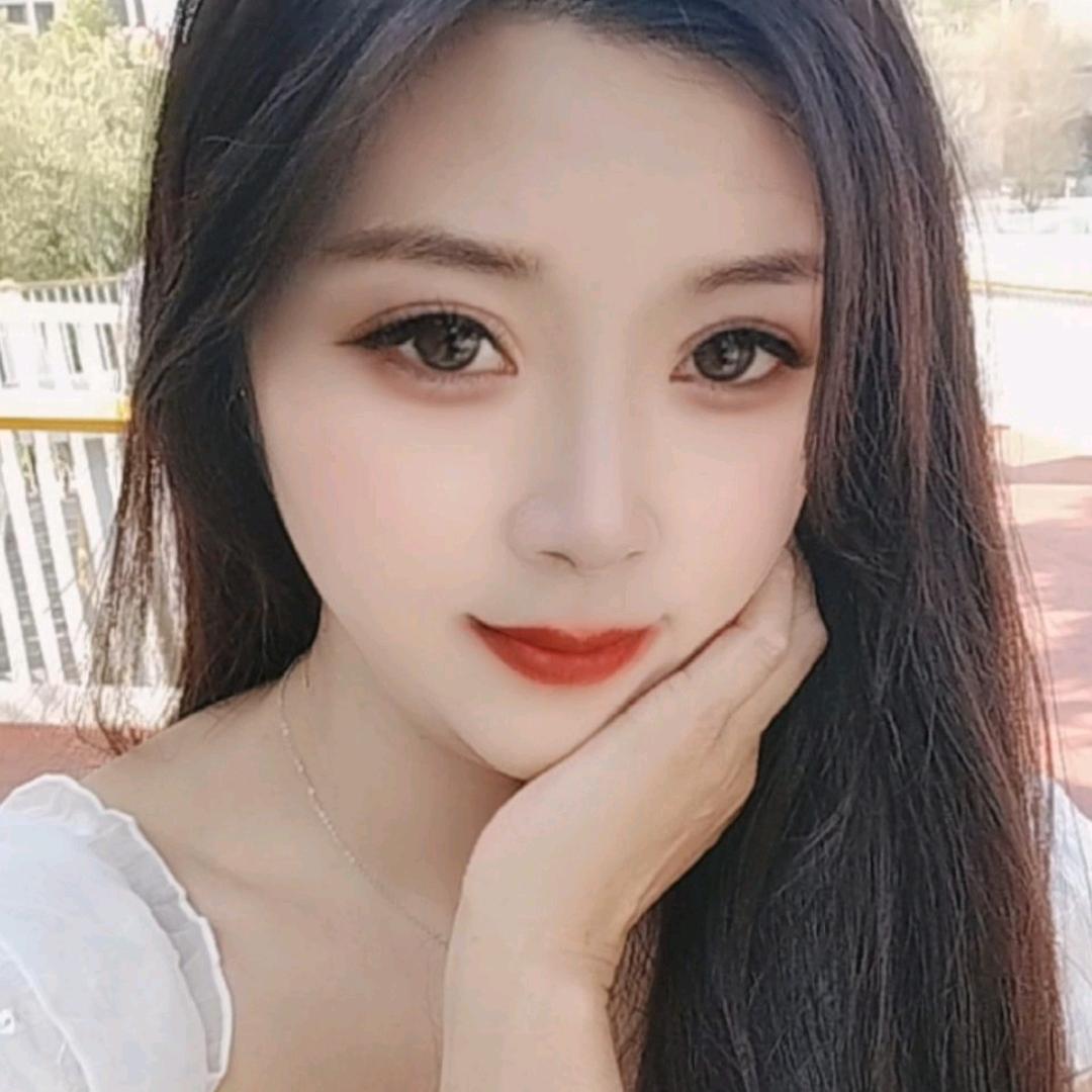 一笑倾城，