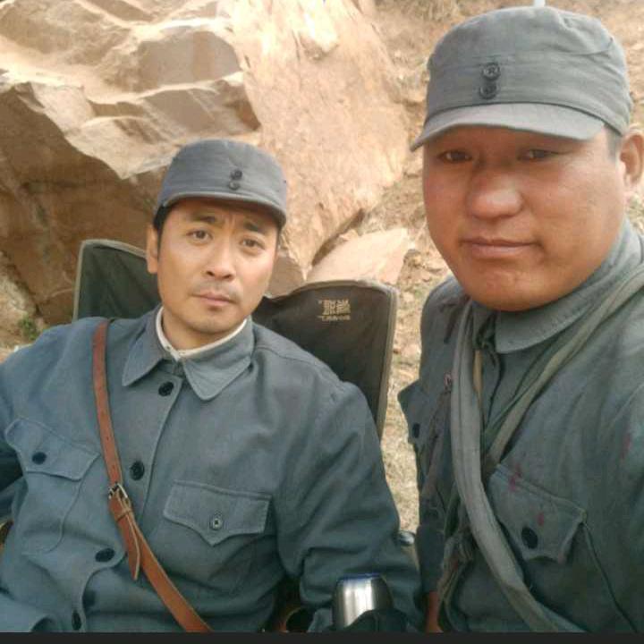 龙套演员《雷哥》