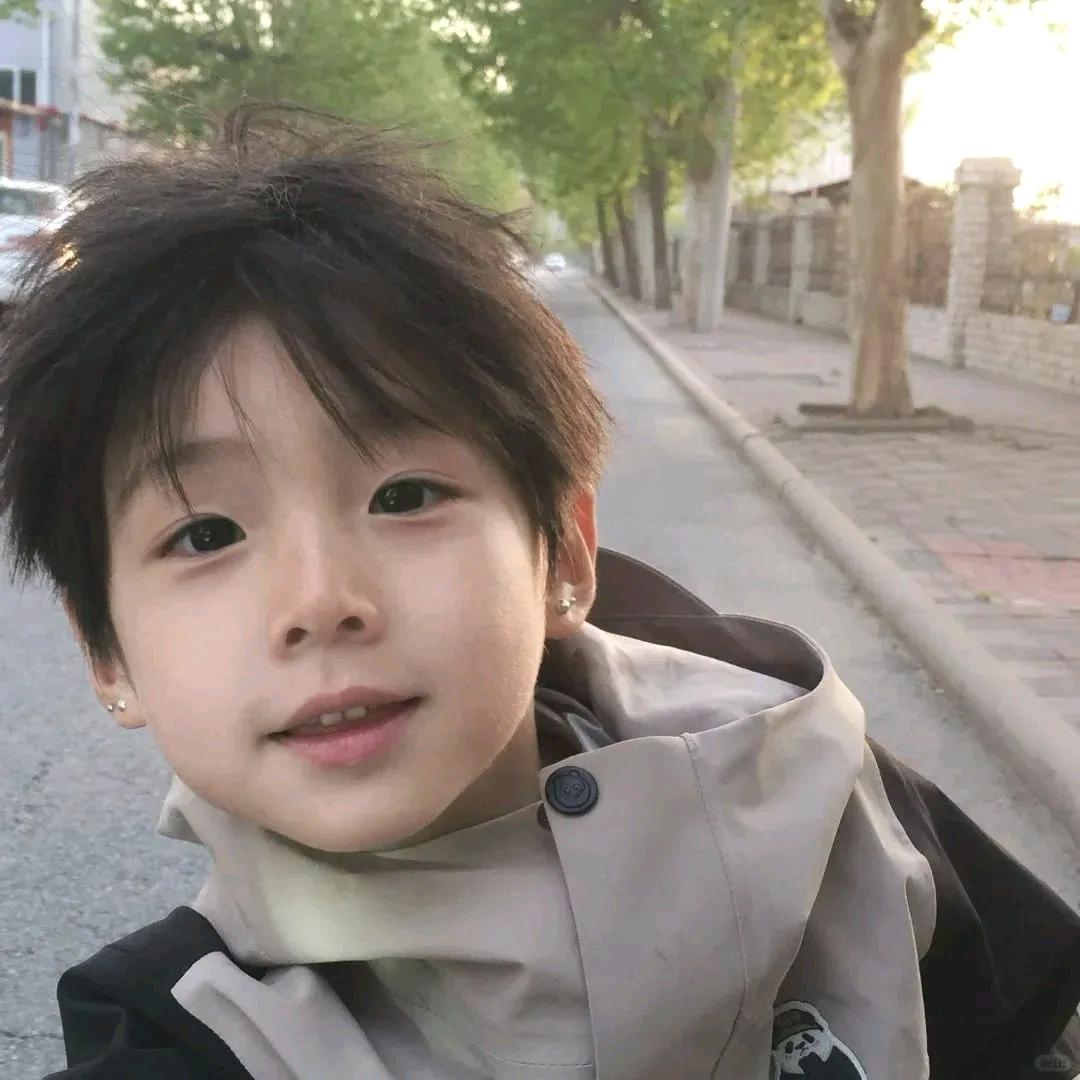 爱玩的小马