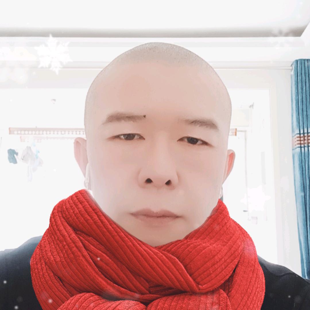 景小伟