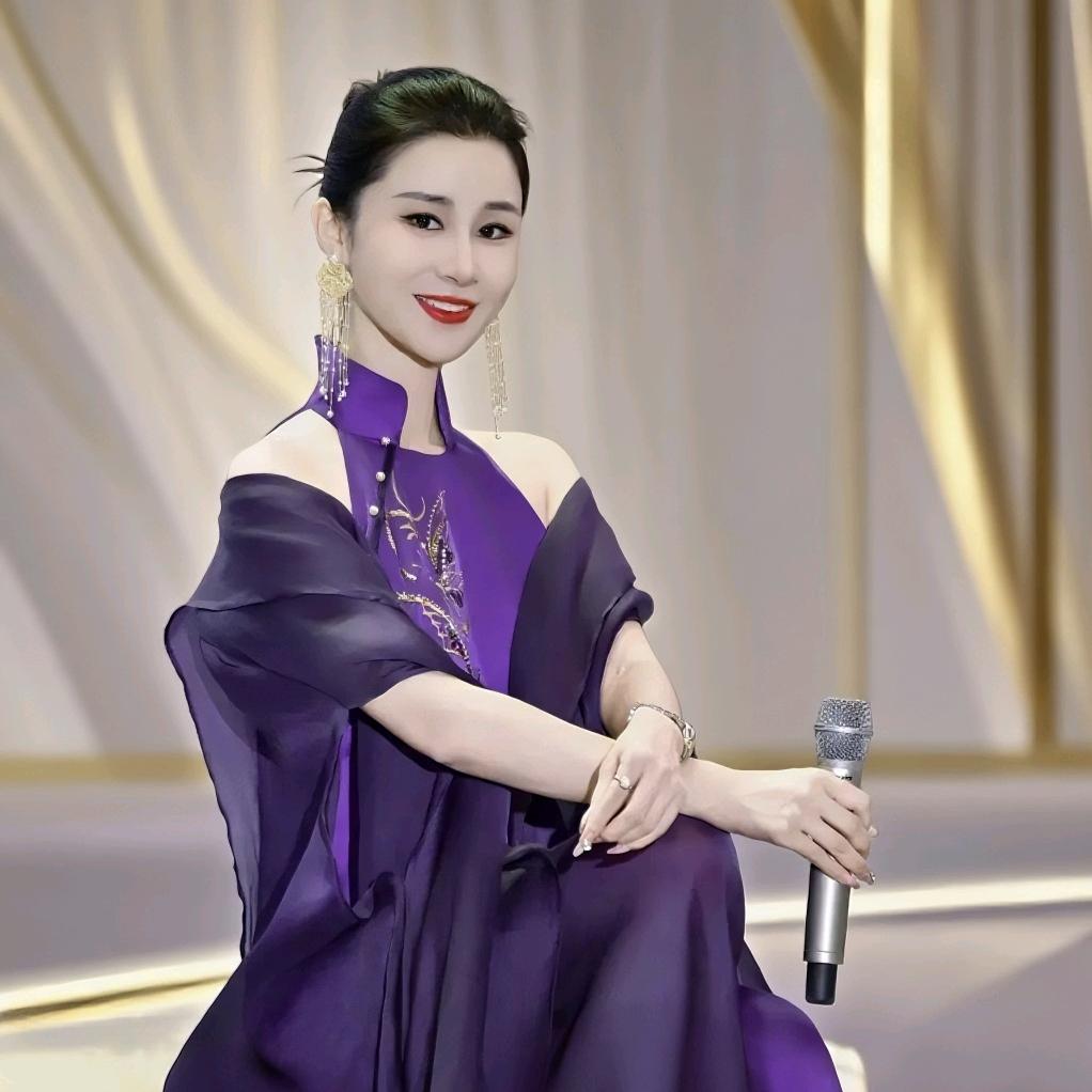 秋璇形象美学