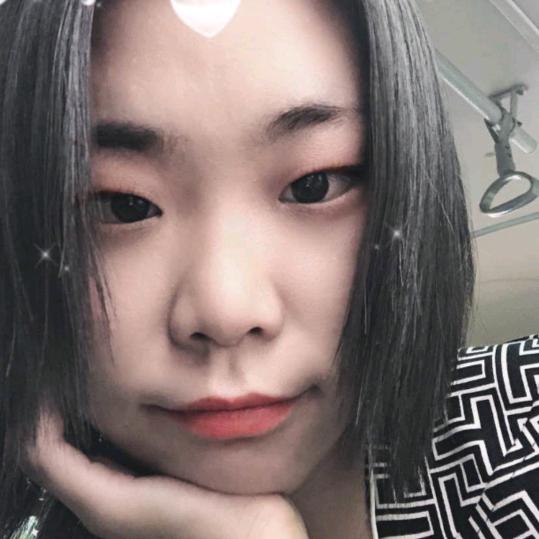 小英逆流成河☁️