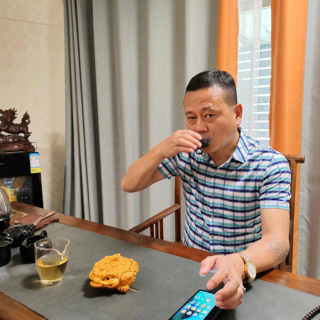 鄂州市周铺村红哥