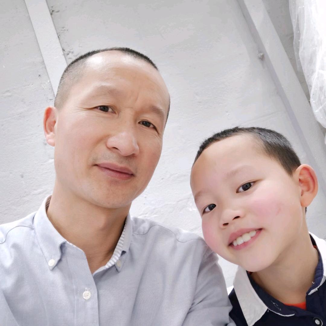 篮球少年邓坤