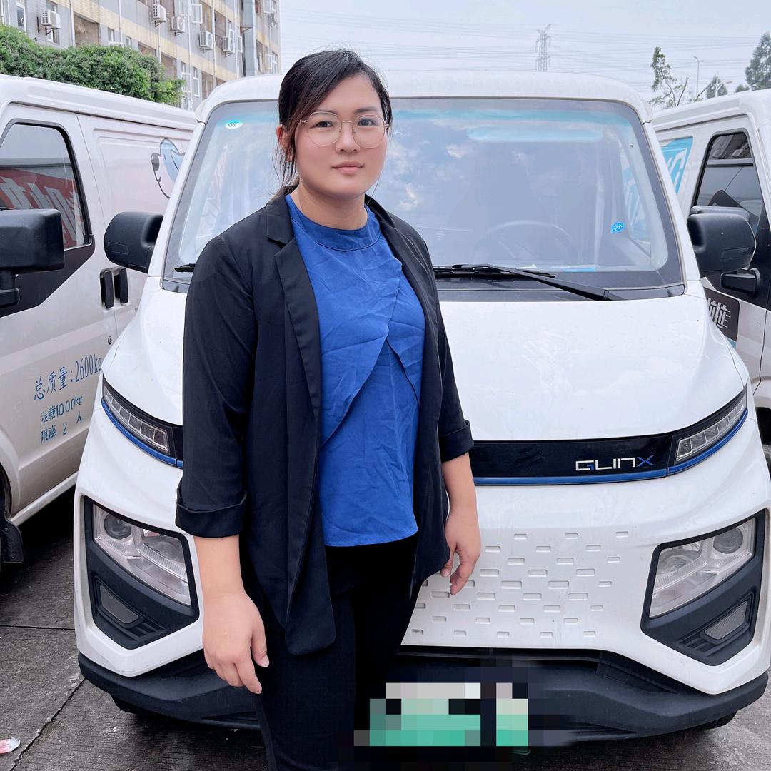 深圳熊途~新能源货车(老板娘)