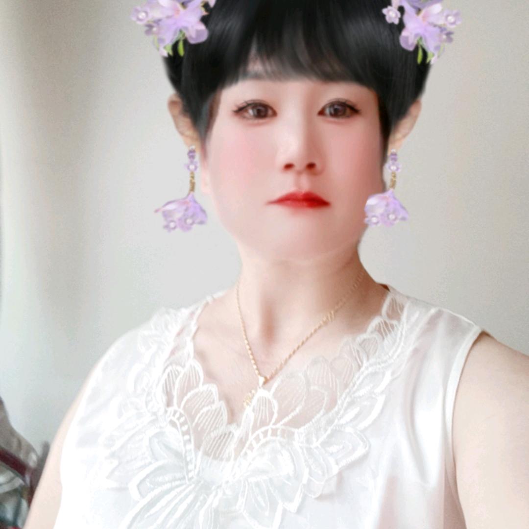 袁莹