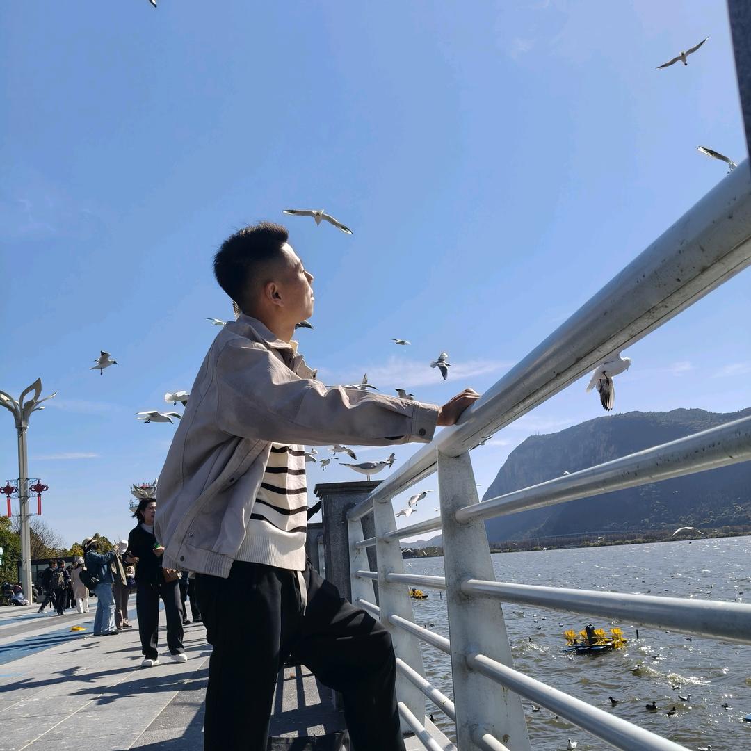 阳光大男孩