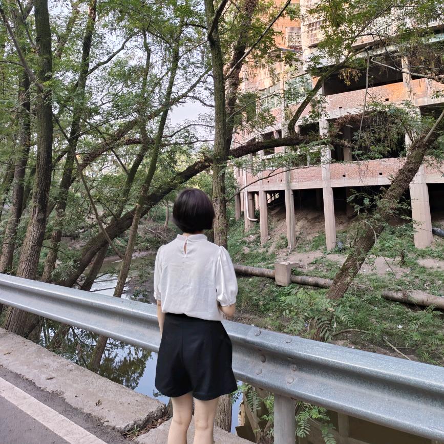 善良陌路人
