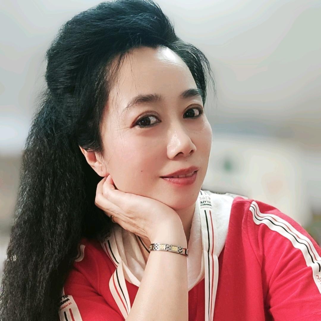 首席皇冠月嫂~周姐