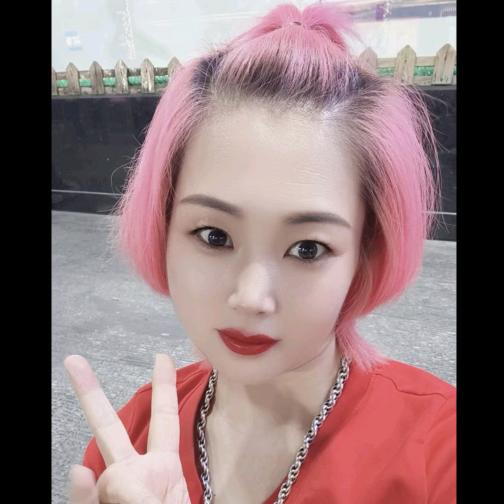 👀小手滚热👄