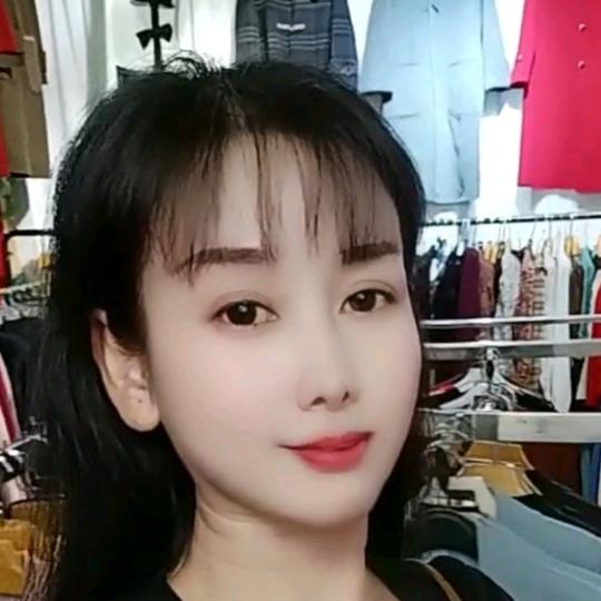 丹雪姿服装店