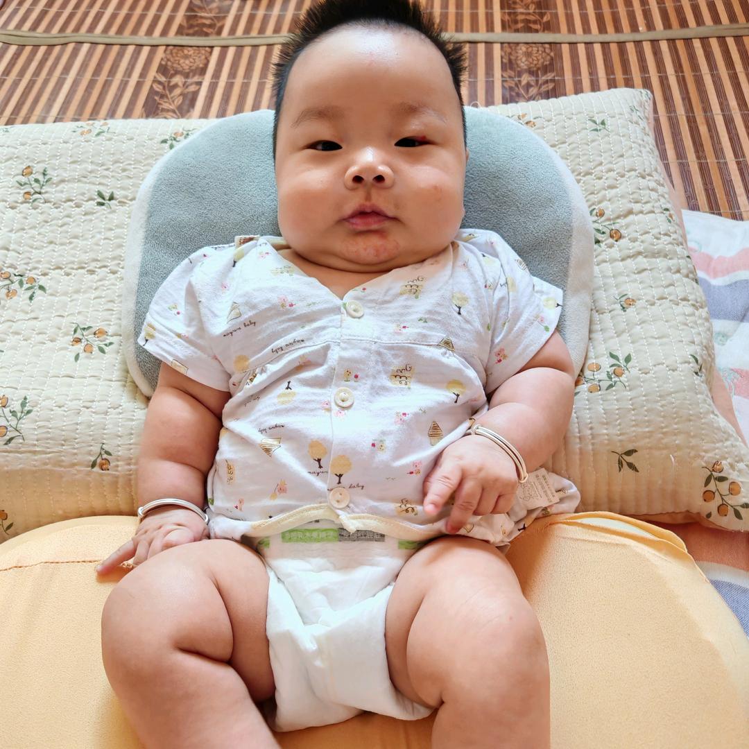 八号楼少男，浩哥哥