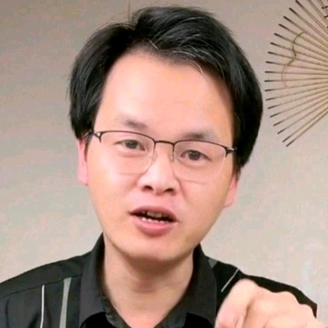 憨憨卖饼