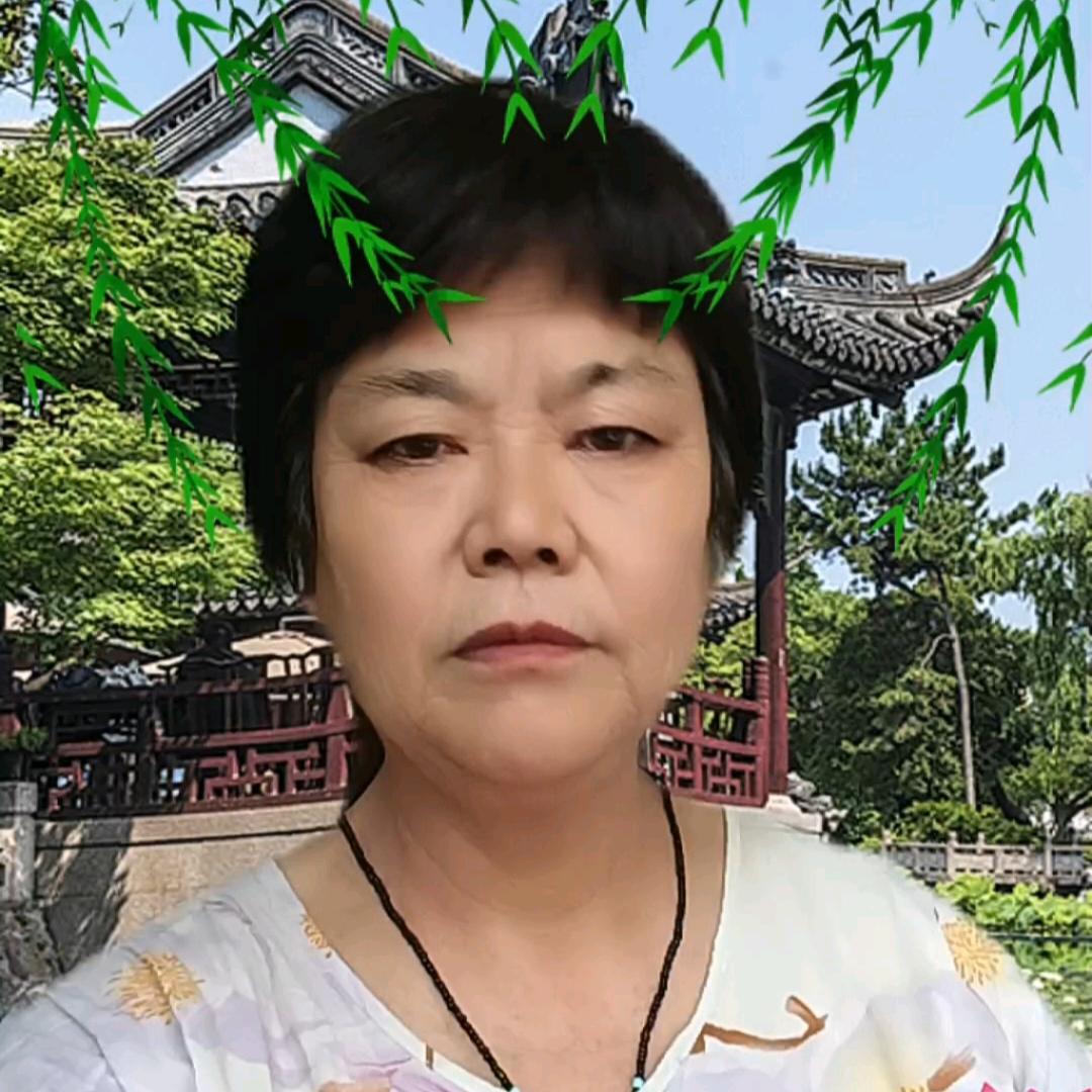 郭姐姐（下午1点半）开播