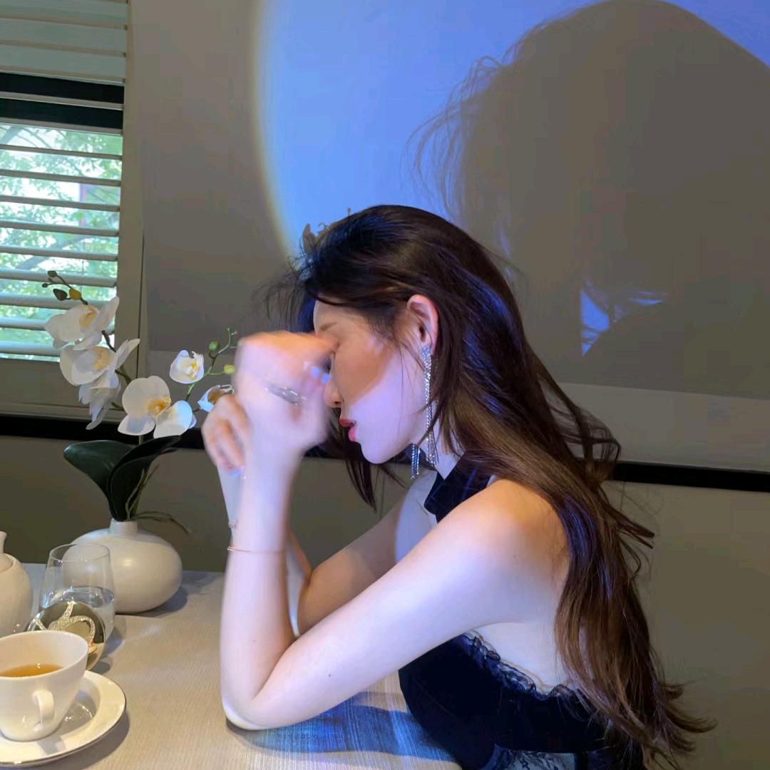 婷婷然
