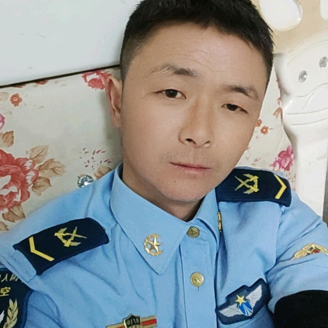 应该就是我   👈👉