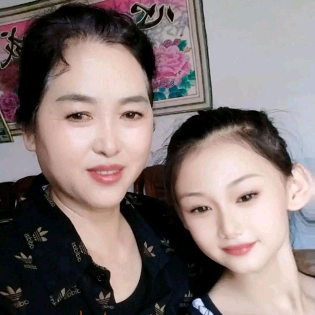 张彦馨奶奶