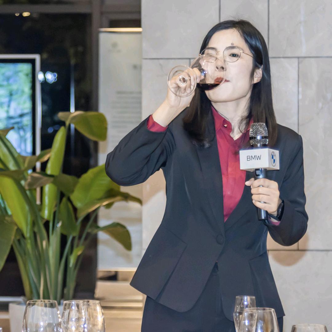 爱喝酒的毛豆