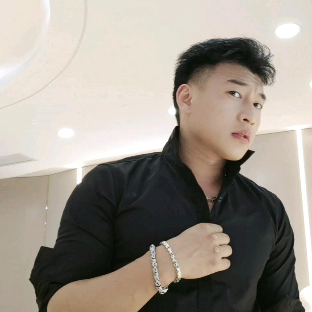 猛男（无畏）