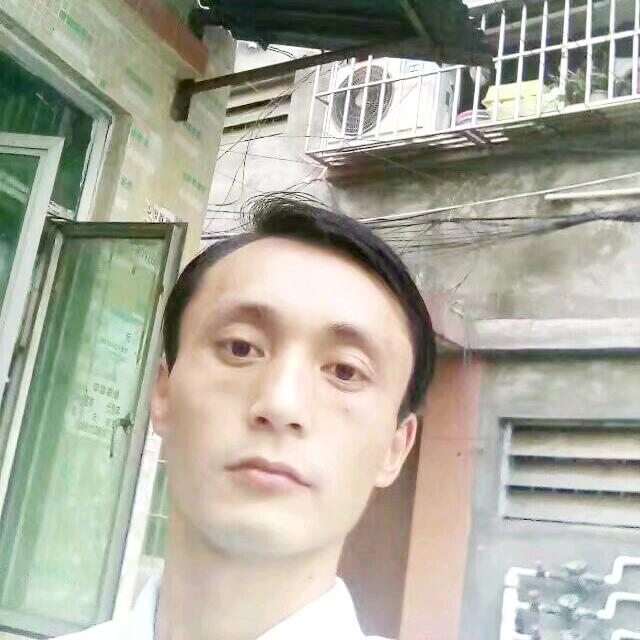孤独一人，随蜂游行。