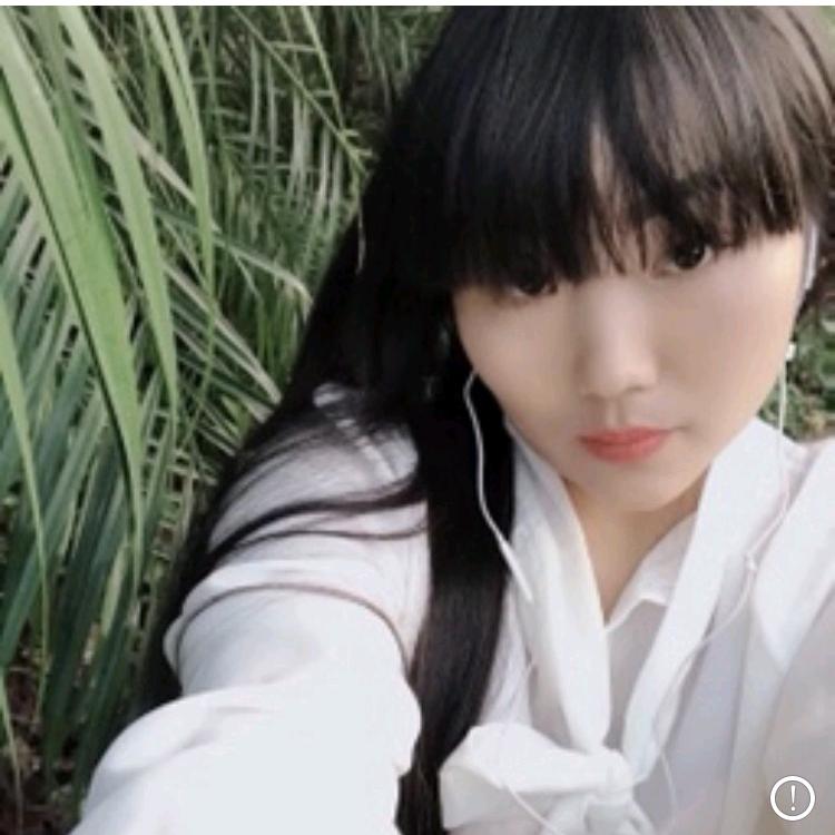莉莉