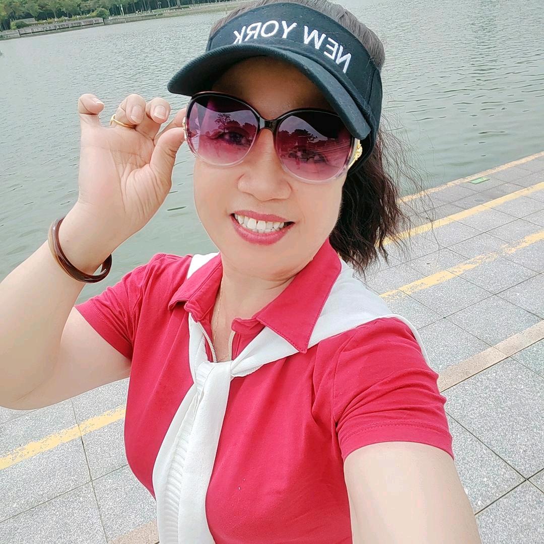 双双😂（拒绝私聊）