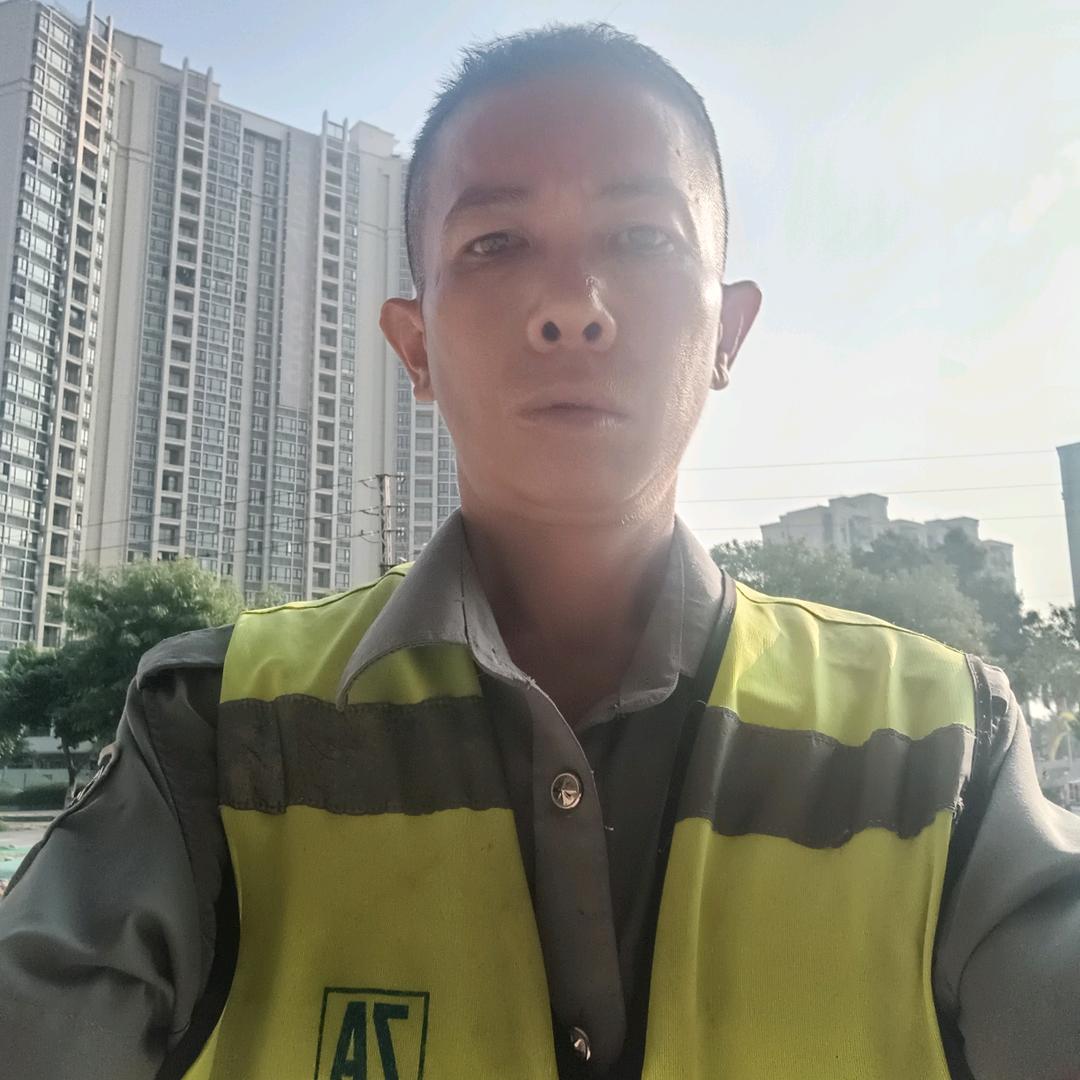 陈安明