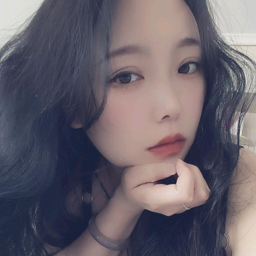 三月。