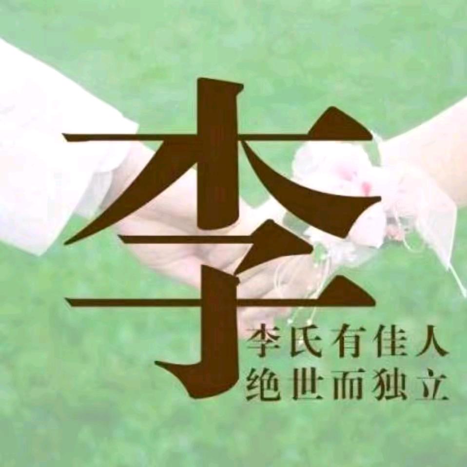 单只蝴蝶。