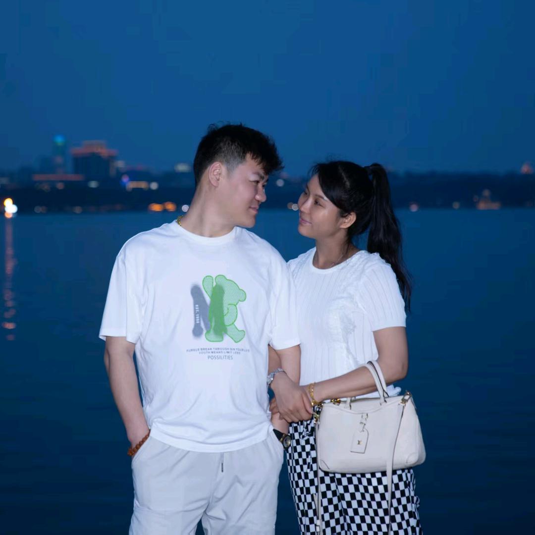 张陶记夫妇