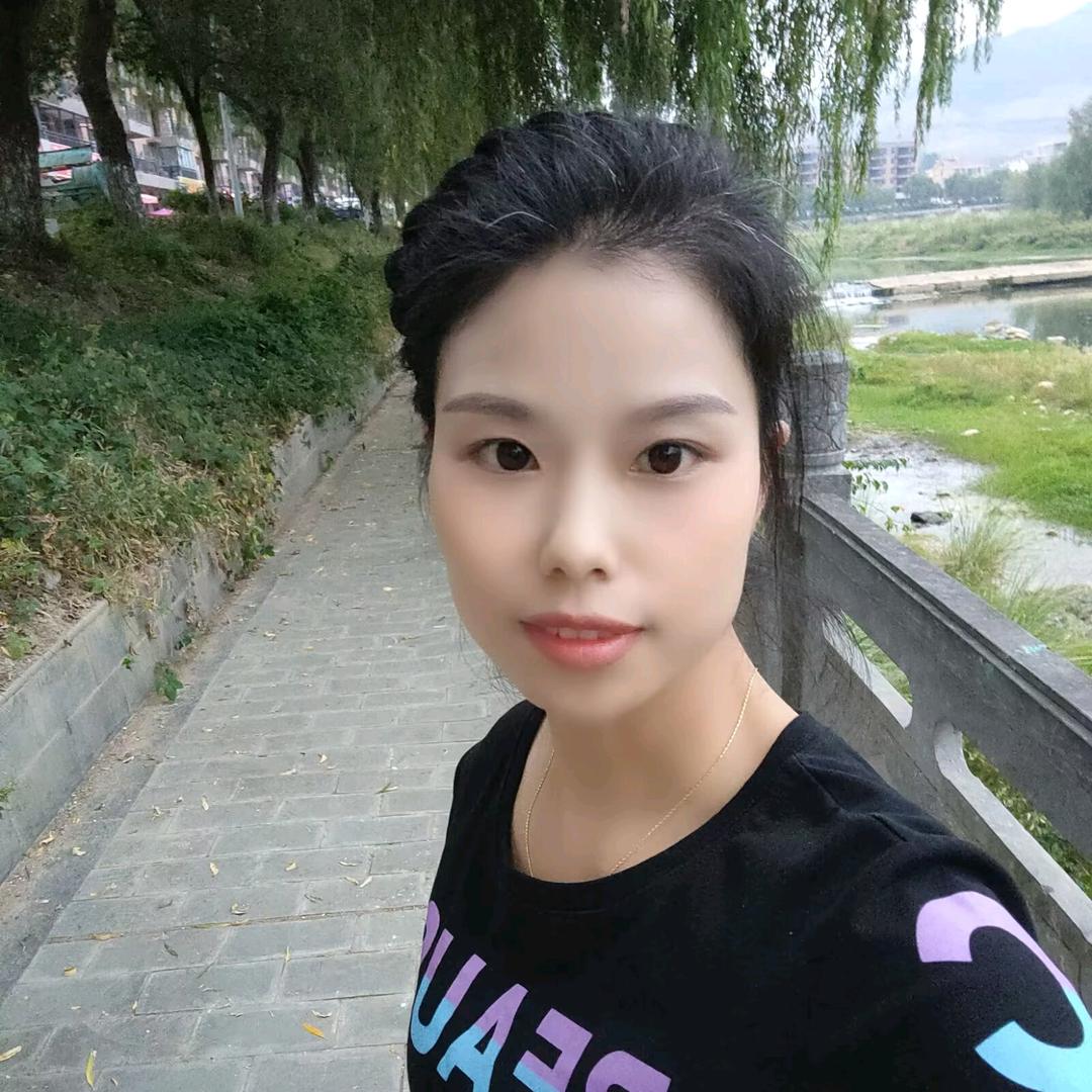 焦妍
