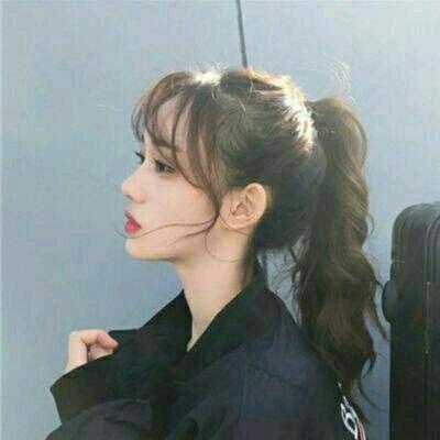 柒月