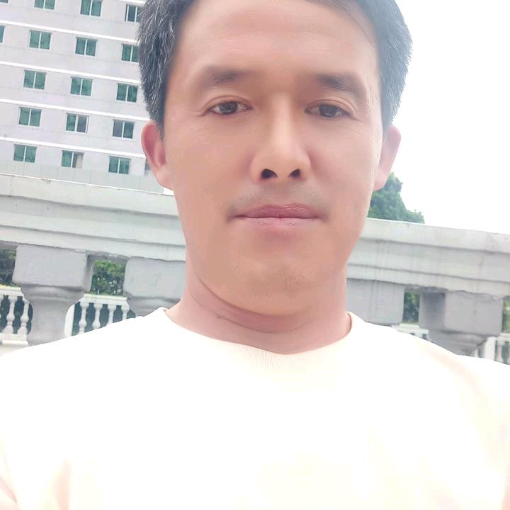 华华电子