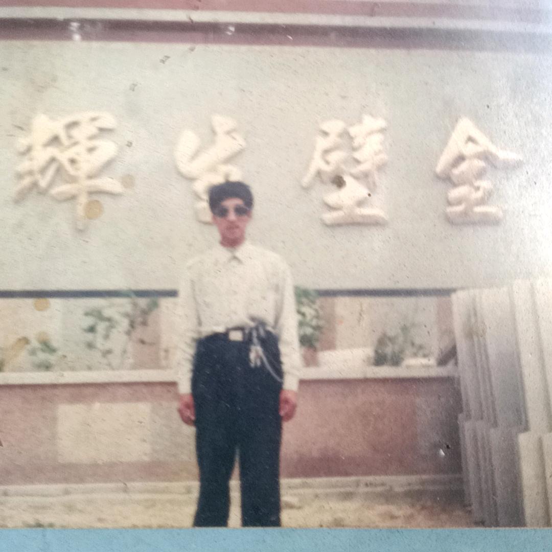 龙哥888董事长