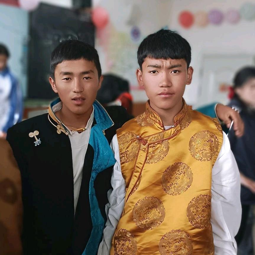 晋美旺久