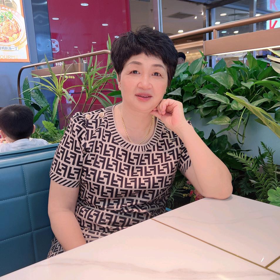 开心洪姐