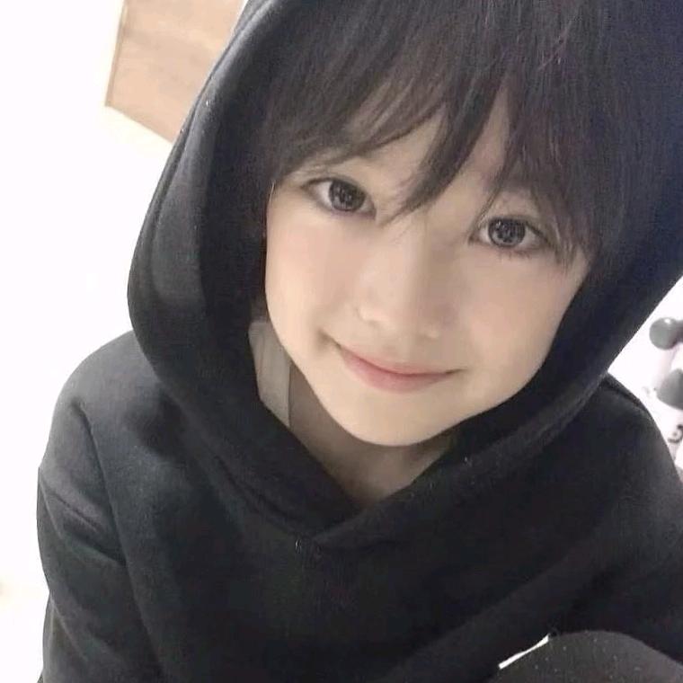温哲.