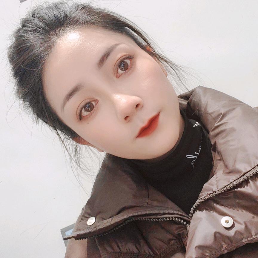 化妆师~小刘🌻