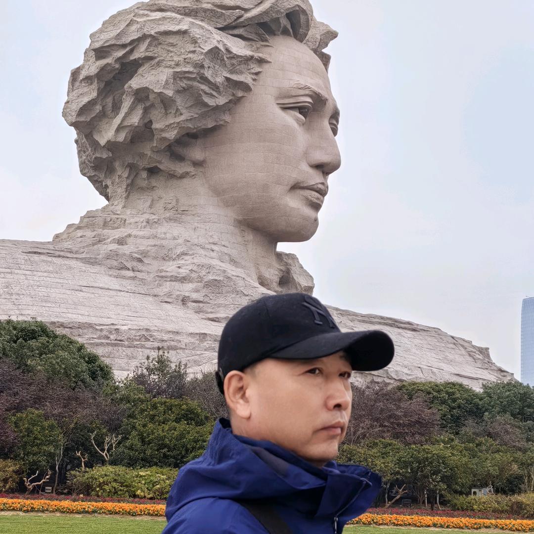 @强哥老梁