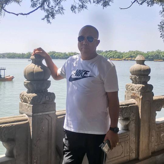 余哥爱旅行（自驾游）