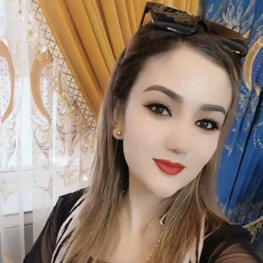 阿依克孜