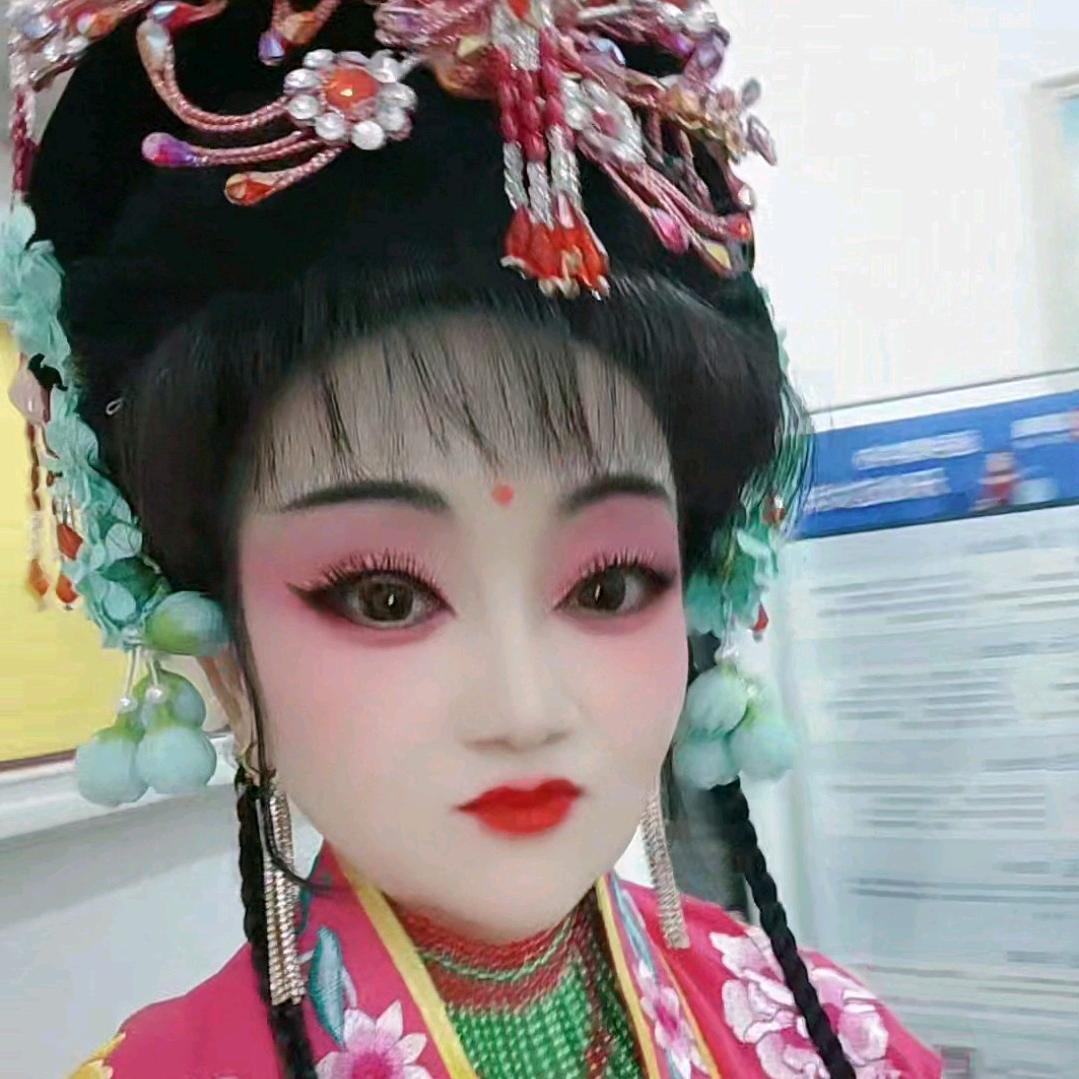 🦋周静🦋